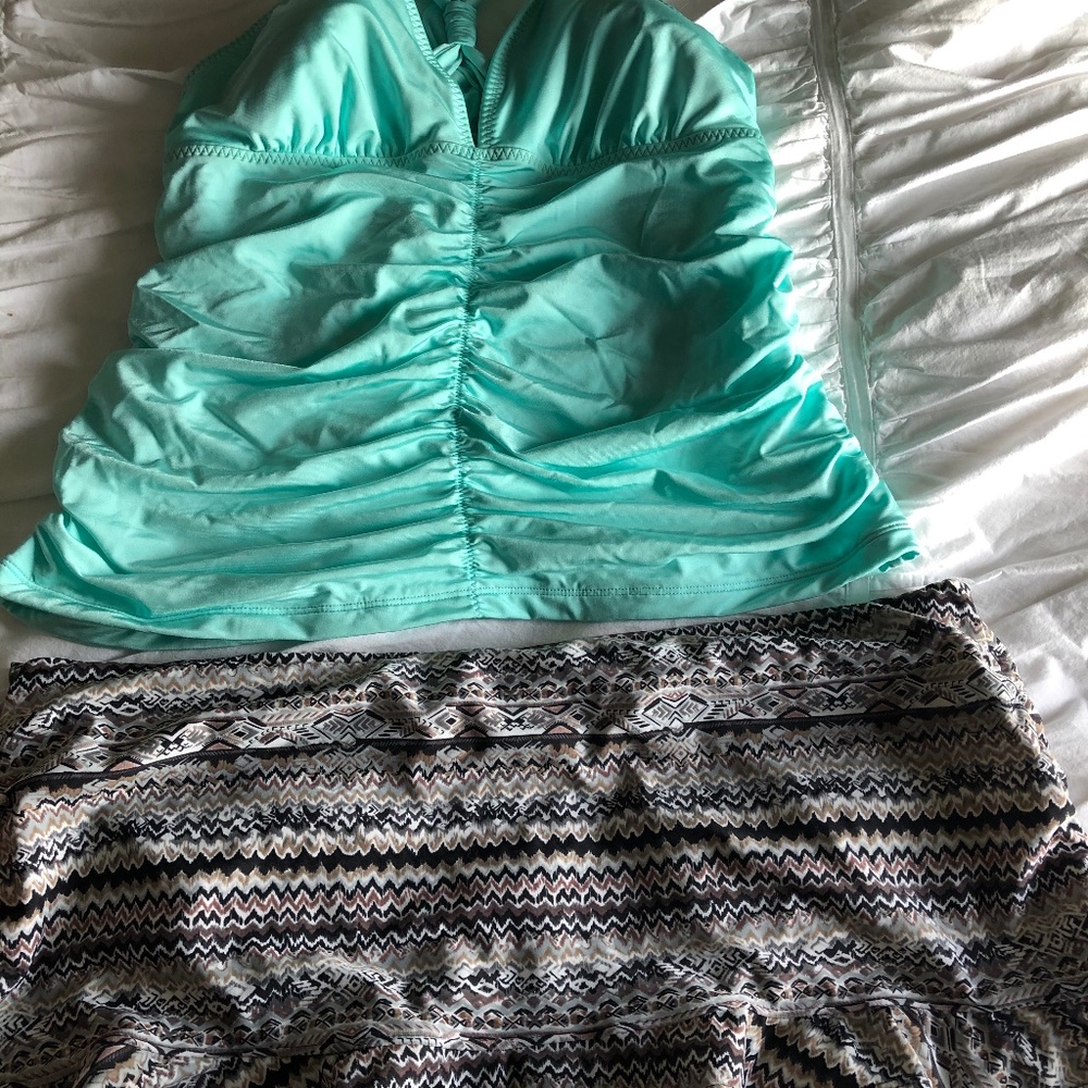 Athleta Tankini and Skirted Bottom NWOT